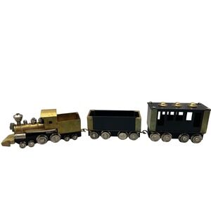 Vintage‎ Enesco? Brass/Metal train home decor train engine and Two Cars